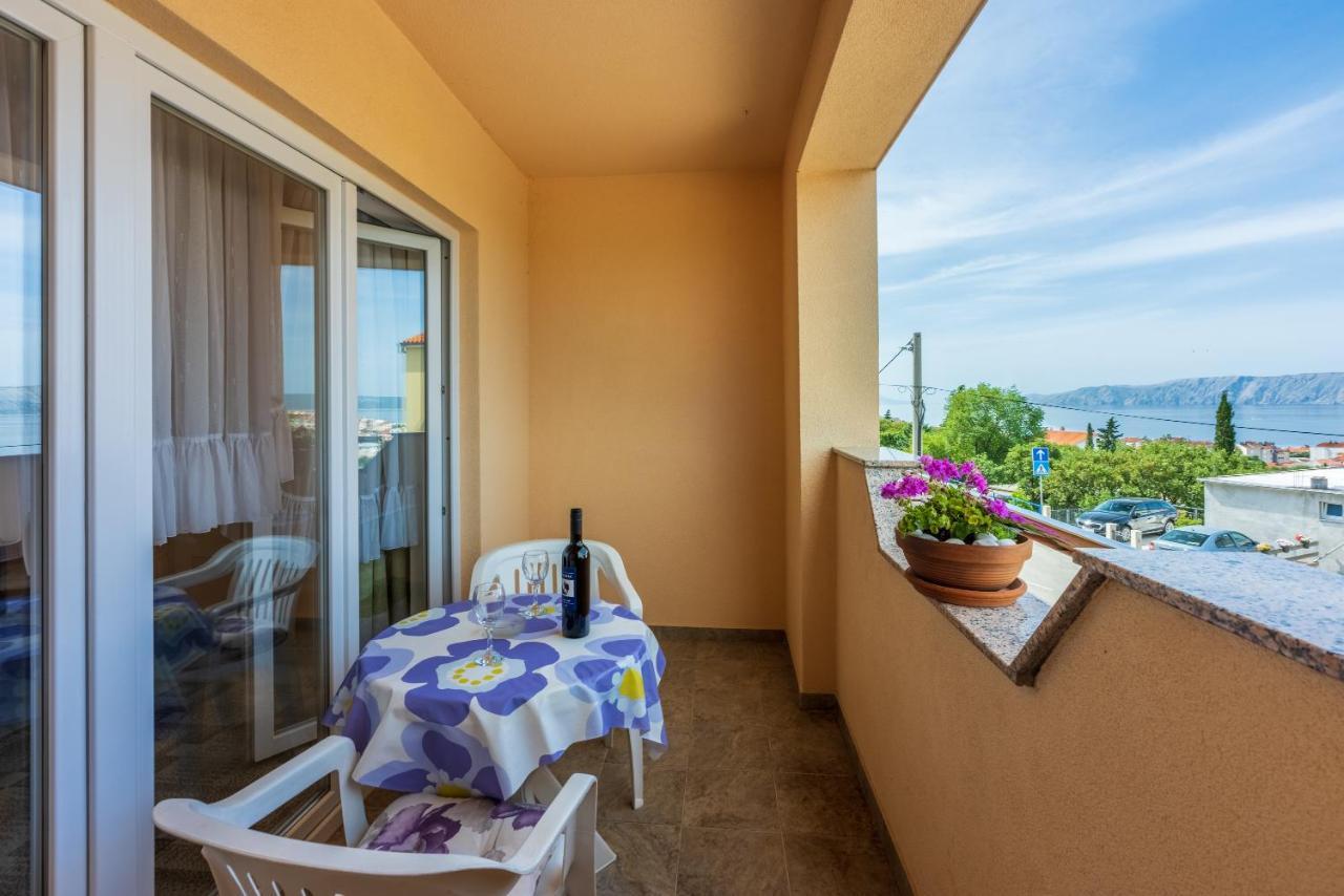 Apartmani Jaric Novi Vinodolski Esterno foto