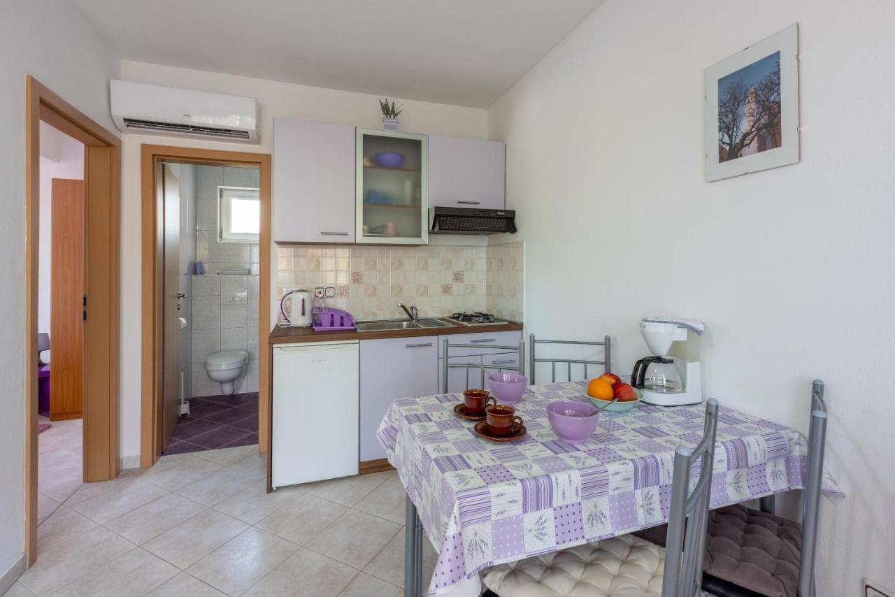 Apartmani Jaric Novi Vinodolski Esterno foto