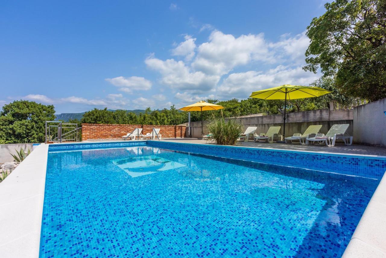 Apartmani Jaric Novi Vinodolski Esterno foto